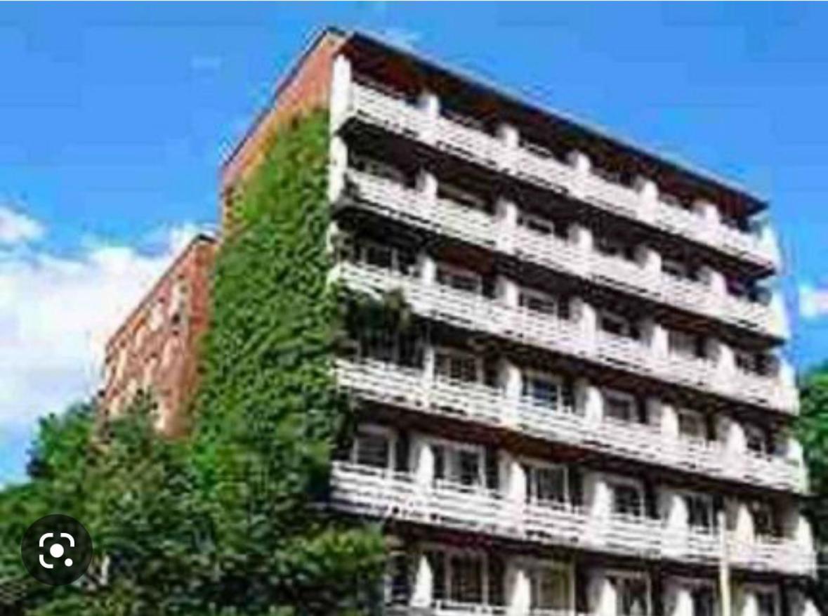 Hermina Apartmanok Westend Budapeste Exterior foto